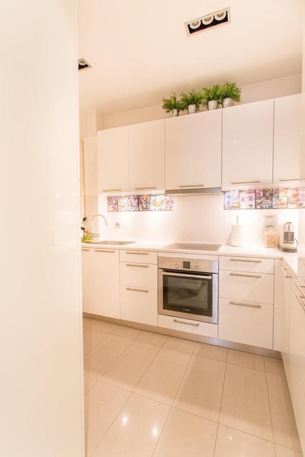 A Cozy Apt In Kolonaki Of Афіни Екстер'єр фото